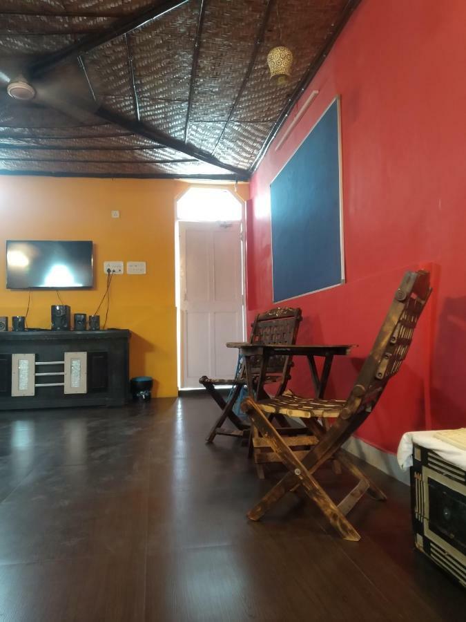 Bunk Hostel Delhi Нью-Делі Екстер'єр фото