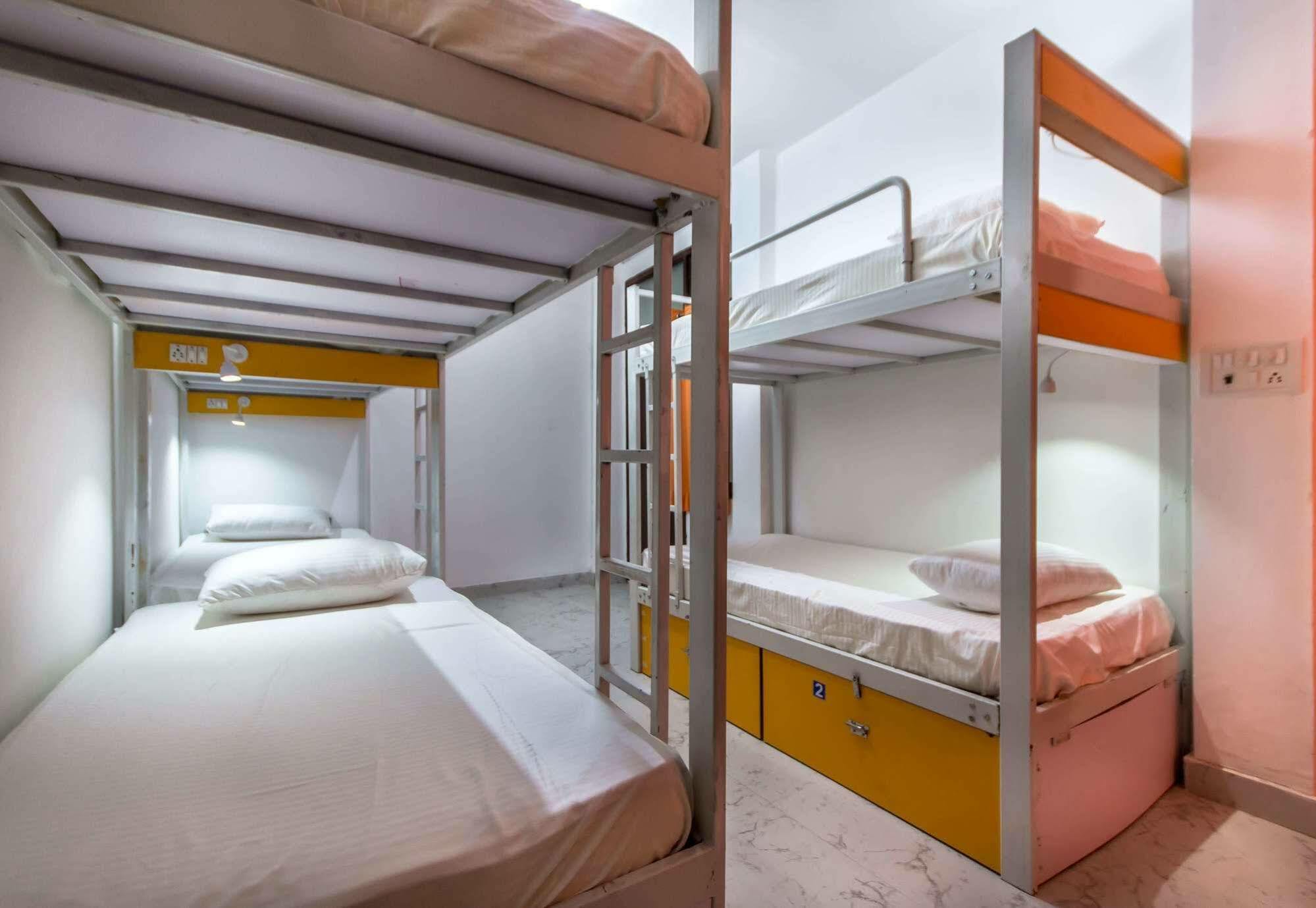 Bunk Hostel Delhi Нью-Делі Екстер'єр фото