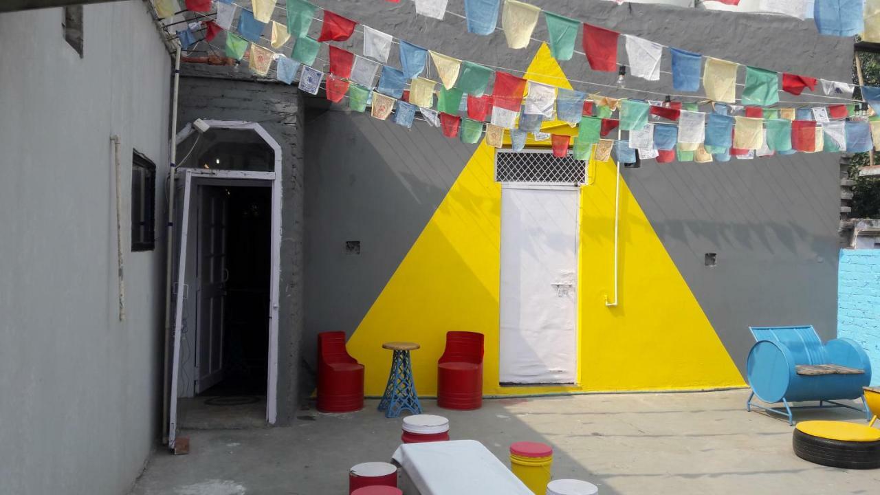 Bunk Hostel Delhi Нью-Делі Екстер'єр фото