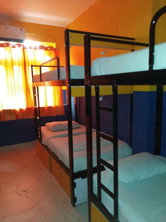 Bunk Hostel Delhi Нью-Делі Екстер'єр фото